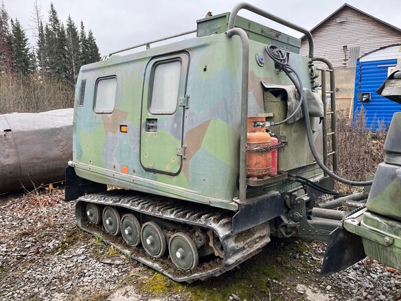 1999 Volvo BV, зелёный, 2000000 рублей - вид 3