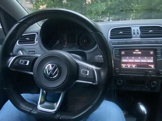 2019 Volkswagen Polo V Рестайлинг, серебристый, 1290000 рублей, вид 5