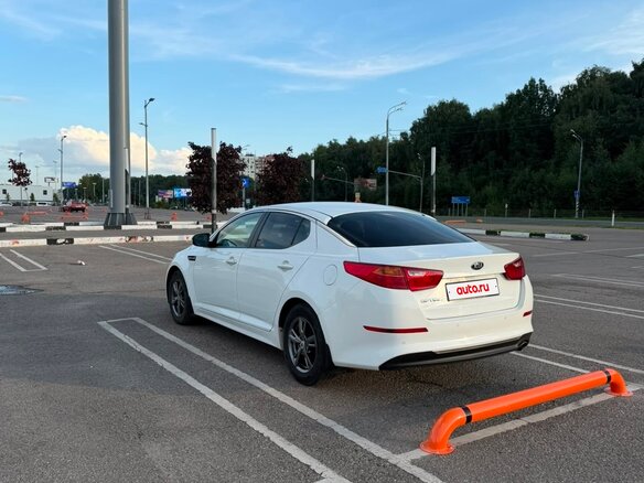 2014 Kia Optima III Рестайлинг, белый - вид 3