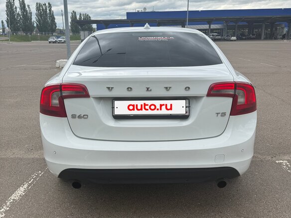 2013 Volvo S60 II, белый, 1010000 рублей - вид 4