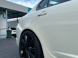 2010 Jaguar XF I, белый, 2000000 рублей, вид 2