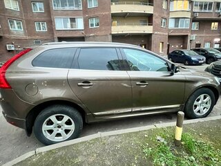 2013 Volvo XC60 I Рестайлинг, серый, 1500000 рублей, вид 3