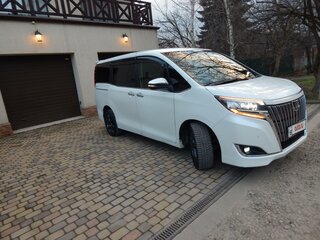 2016 Toyota Esquire I, белый, 2220000 рублей, вид 4