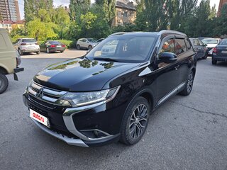 2015 Mitsubishi Outlander III Рестайлинг 2, чёрный, 1600000 рублей, вид 1