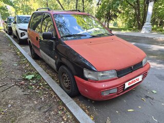 1992 Mitsubishi Space Runner I, красный, 100000 рублей, вид 1