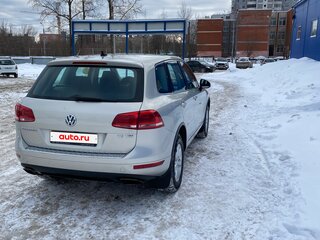 2011 Volkswagen Touareg II, серебристый, 2000000 рублей, вид 5
