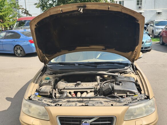 2008 Volvo S60 I Рестайлинг, золотистый - вид 13