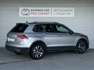 2020 Volkswagen Tiguan II, серый, 2079000 рублей, вид 2