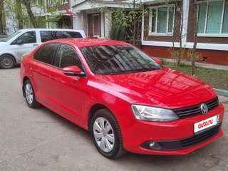 2014 Volkswagen Jetta VI, красный, 1050000 рублей, вид 1