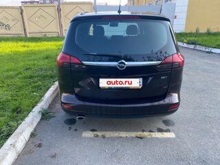 2013 Opel Zafira C, коричневый, 908000 рублей, вид 4
