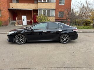 2020 Toyota Camry VIII (XV70), чёрный, 3500000 рублей, вид 5