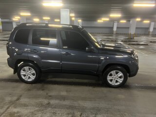 2022 Lada (ВАЗ) Niva Travel I, серый, 990000 рублей, вид 3