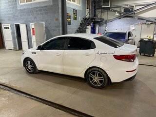 2017 Kia Rio III Рестайлинг, белый, 799999 рублей, вид 5