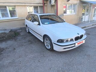 1998 BMW 5 серии 540i IV (E39), белый, 800000 рублей, вид 3