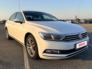 2016 Volkswagen Passat B8, белый, 1885000 рублей, вид 5