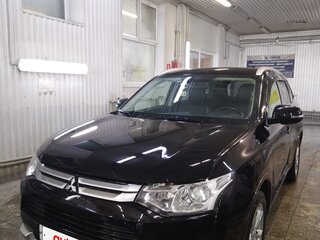 2014 Mitsubishi Outlander III Рестайлинг, чёрный, 1580000 рублей, вид 2