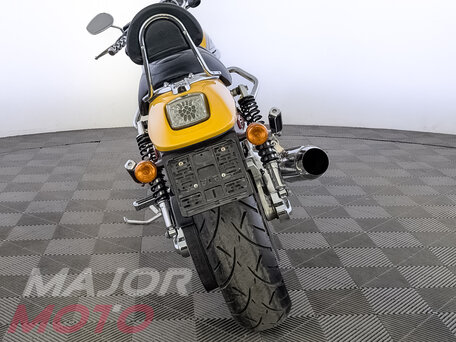 2005 Harley-Davidson V-Rod, жёлтый, 700000 рублей, вид 3
