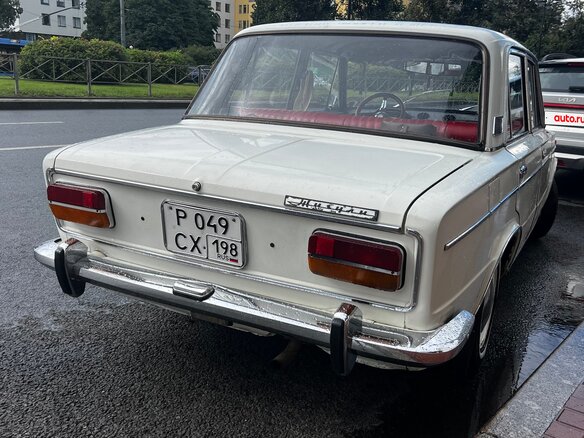 1973 Lada (ВАЗ) 2103, белый - вид 11