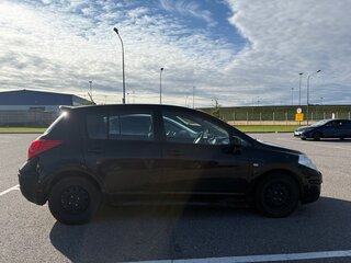 2013 Nissan Tiida I Рестайлинг, чёрный, 590000 рублей, вид 5