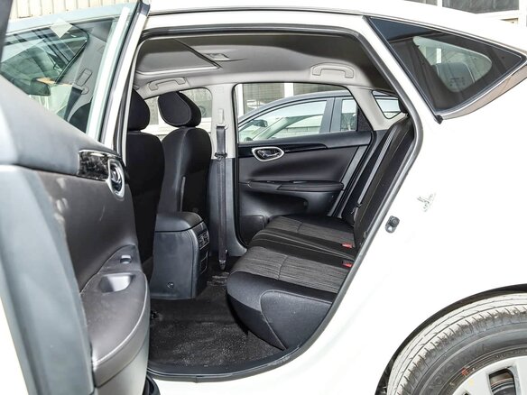 2026 Nissan Sylphy III (China Market) Рестайлинг, белый - вид 9