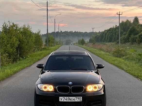 2008 BMW 1 серии 116i I (E81/E82/E87/E88) Рестайлинг, чёрный, 2000000 рублей