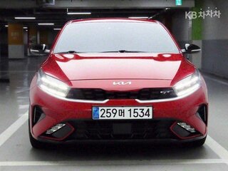2023 Kia K3 III (BL7), красный, 2200000 рублей, вид 2