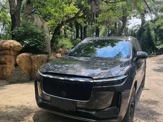 2020 Li Auto (Lixiang) One I, серый, 3850000 рублей, вид 1