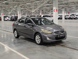 2013 Hyundai Solaris I, серый, 499000 рублей, вид 3