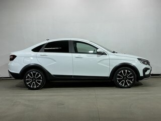 2024 Lada (ВАЗ) Vesta Cross I Рестайлинг (NG), белый, 1299000 рублей, вид 4