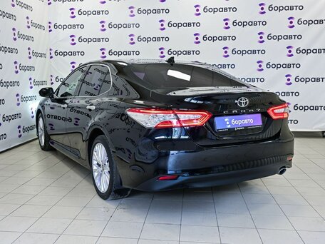 2020 Toyota Camry VIII (XV70), чёрный, 3000000 рублей, вид 4