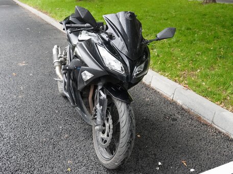 2013 Kawasaki Ninja 300, чёрный, 400000 рублей, вид 3