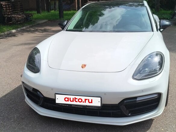 2019 Porsche Panamera 4 II, белый, 6000000 рублей