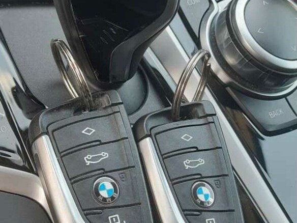 2018 BMW 5 серии 520d VII (G30/G31/G38), белый, 3000000 рублей - вид 15