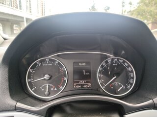 2009 Skoda Octavia II (A5) Рестайлинг, серебристый, 560000 рублей, вид 2