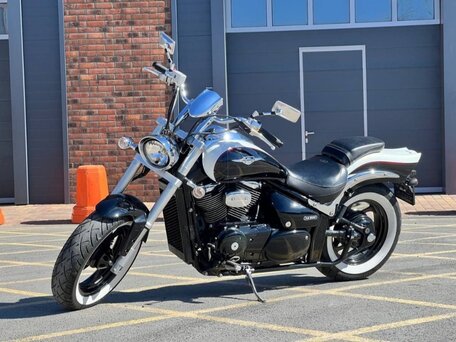 2009 Suzuki Intruder VS800, чёрный, 620000 рублей, вид 1
