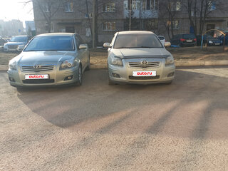 2007 Toyota Avensis II Рестайлинг, серебристый, 770000 рублей, вид 1
