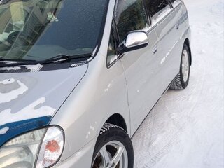 2000 Toyota Nadia, серый, 700000 рублей, вид 1