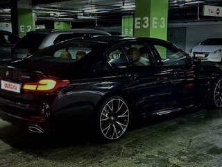 2020 BMW 5 серии 530i xDrive VII (G30/G31/G38) Рестайлинг, чёрный, 5250000 рублей, вид 4