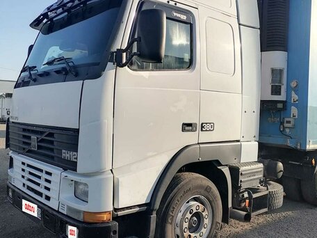 1996 Volvo FH, белый, 800000 рублей, вид 1