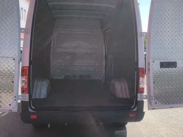 2016 Mercedes-Benz Sprinter Classic, белый, 2300000 рублей - вид 4