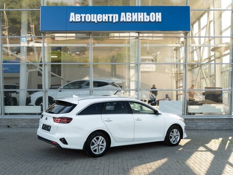 2019 Kia Ceed III, белый, 1599000 рублей, вид 2