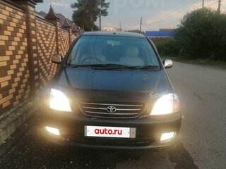 1999 Toyota Nadia, зелёный, 550000 рублей, вид 1
