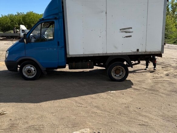 2010 ГАЗ ГАЗель (3302), синий, 490000 рублей - вид 3