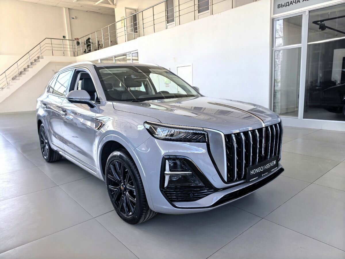 Открыть фотографии: Hongqi HS5 I Рестайлинг