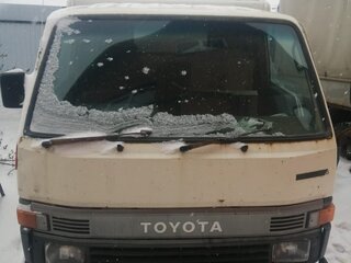 1995 Toyota HiAce H100, белый, 400000 рублей, вид 1
