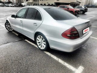 2003 Mercedes-Benz E-Класс 220 III (W211, S211), белый, 550000 рублей, вид 3