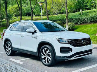 2022 Volkswagen Tayron I, белый, 2100000 рублей, вид 3
