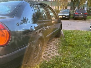 2004 Renault Symbol I Рестайлинг, чёрный, 160000 рублей, вид 5