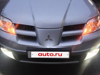 2004 Mitsubishi Outlander I, серый, 750000 рублей, вид 3