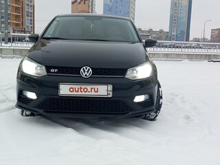 2016 Volkswagen Polo V Рестайлинг, чёрный, 1900000 рублей, вид 1